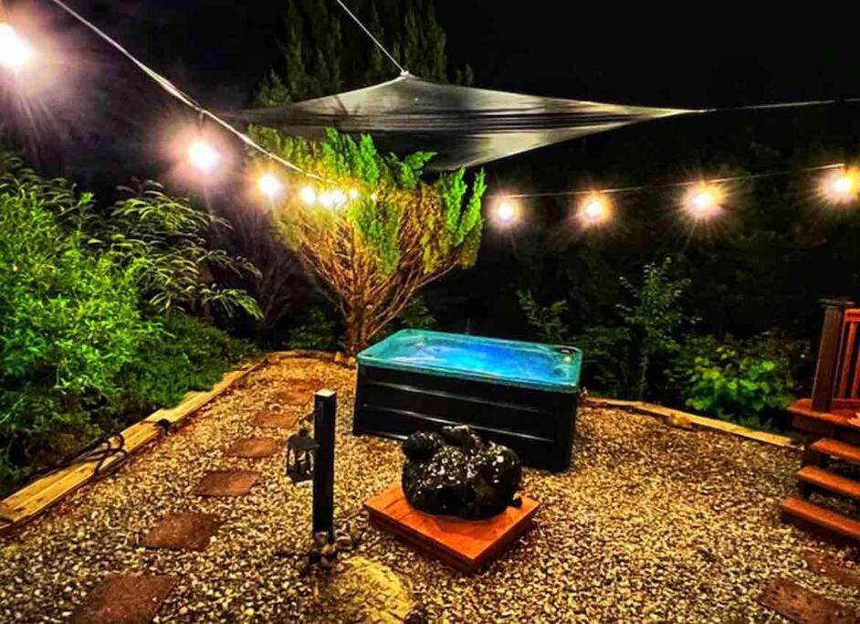 Tiny House, Wifi,Hot Tub,Secluded Villa Cosby Buitenkant foto