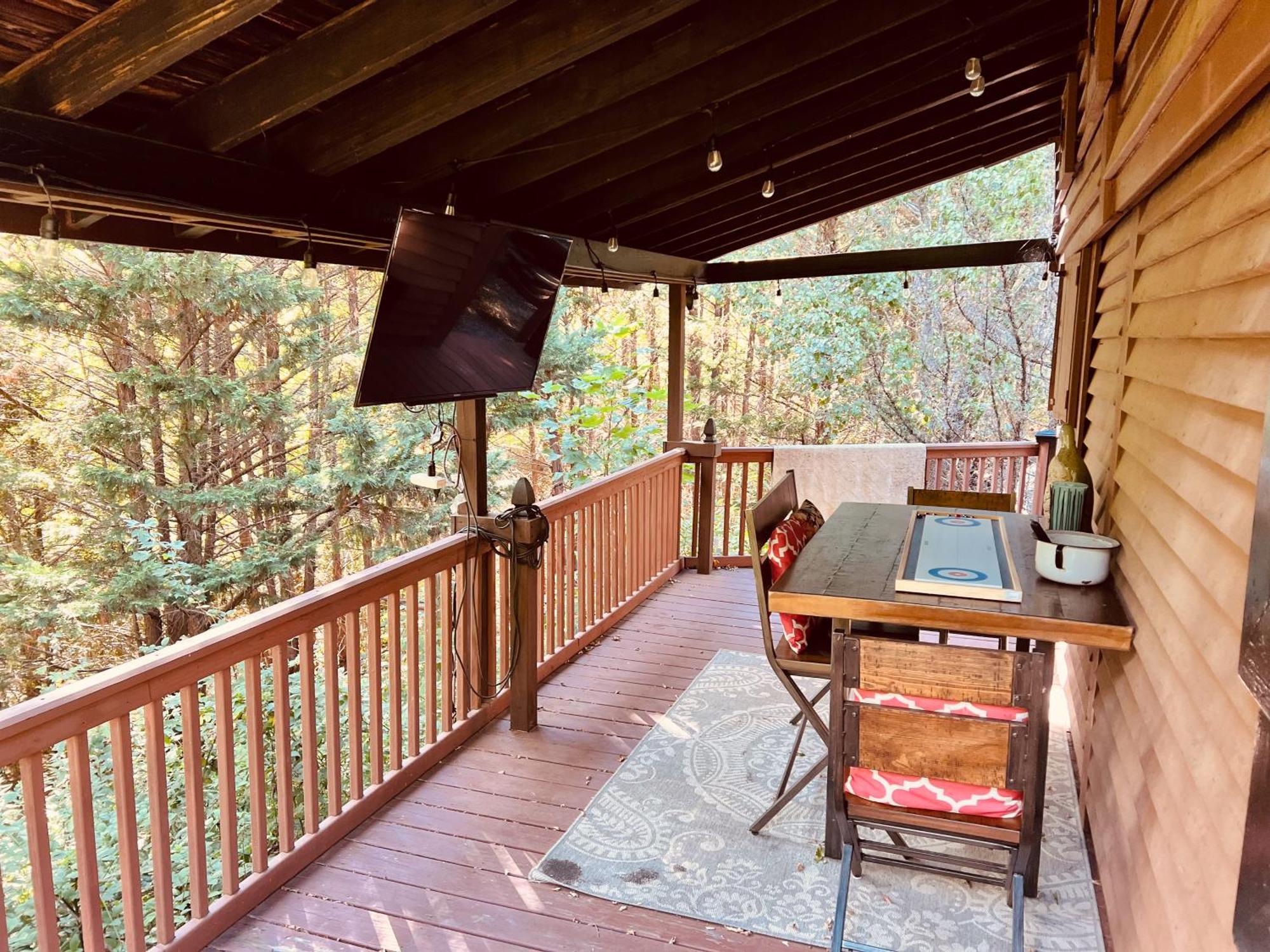 Tiny House, Wifi,Hot Tub,Secluded Villa Cosby Buitenkant foto